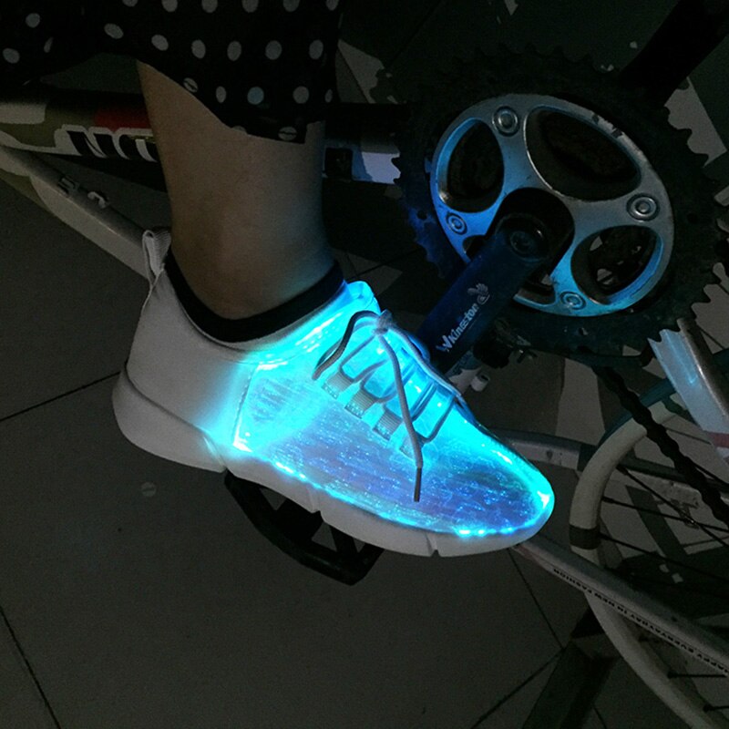 Wiederaufladbare LED licht hoch schuhe für Nacht Party