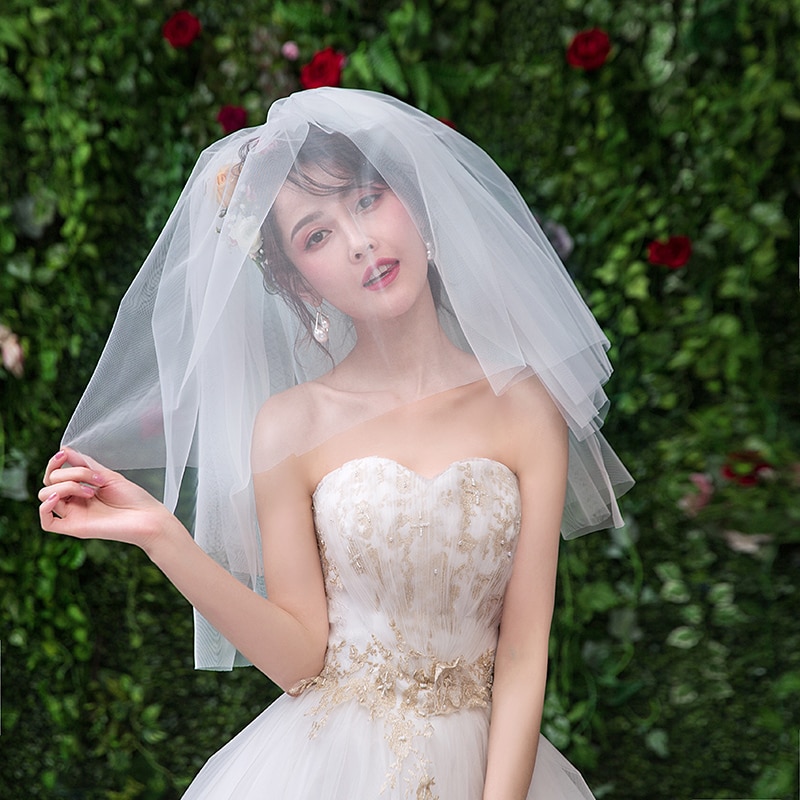 Simple Two Layers Short Tulle White Wedding Veils Cheap Ivory Bridal Veil for Bride for Mariage Wedding Accessories Comb