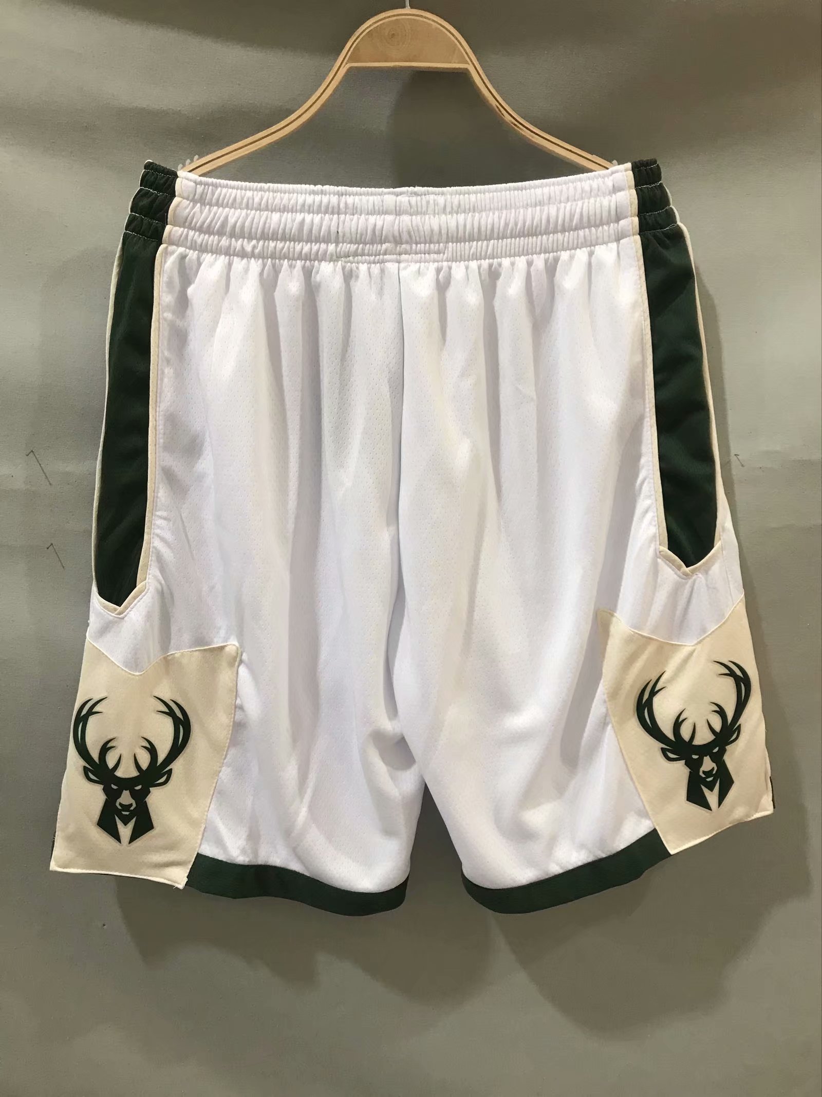 Pantaloncini da basket NBA Milwaukee dollar pantaloni corti bianchi e verdi pantaloncini sportivi con stampa a caldo: 1 / S