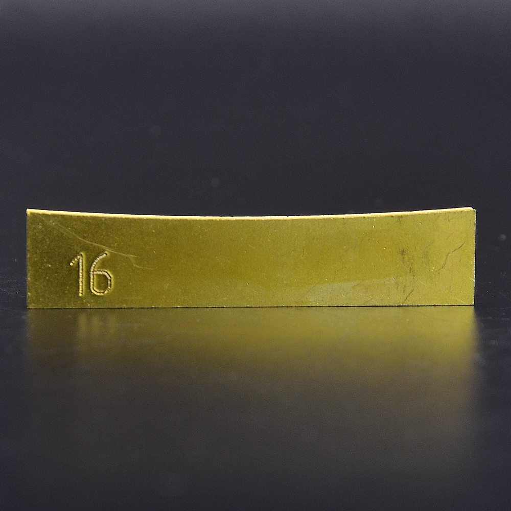 Caul per pressa per tasti della tastiera con inserto in ottone per chitarra basso: Grigio scuro