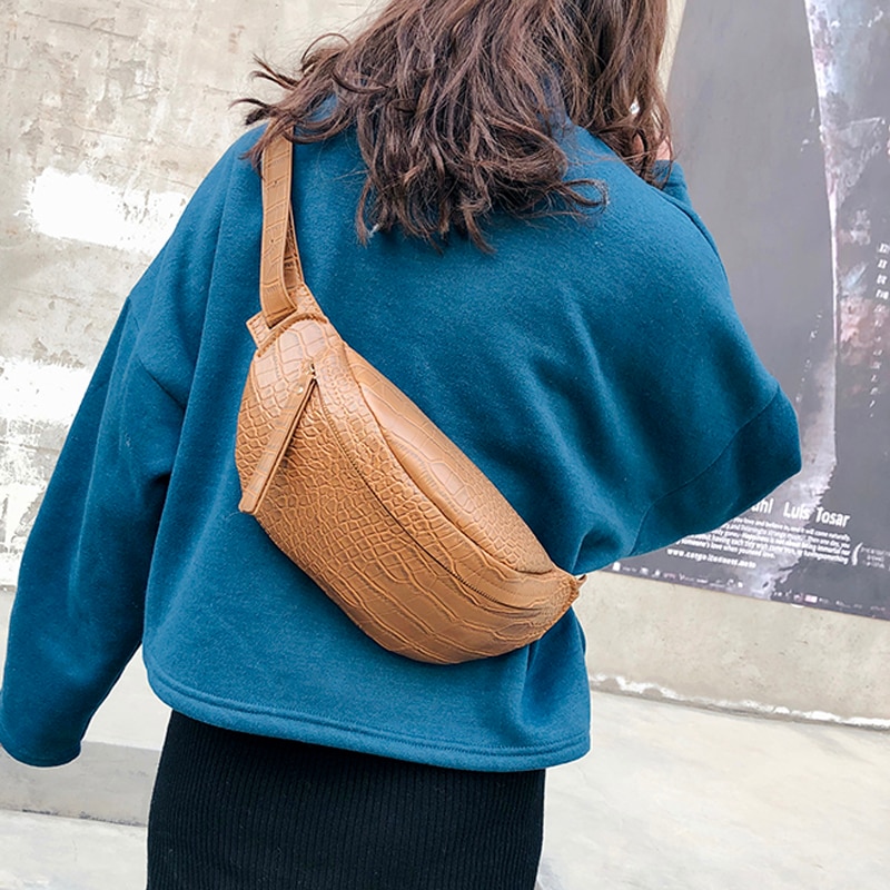 Crocodile taille sacs pour femmes modèle PU cuir nouvelle couleur unie drôle Packs dames ceinture sacs pour téléphone femelle drôle Pack