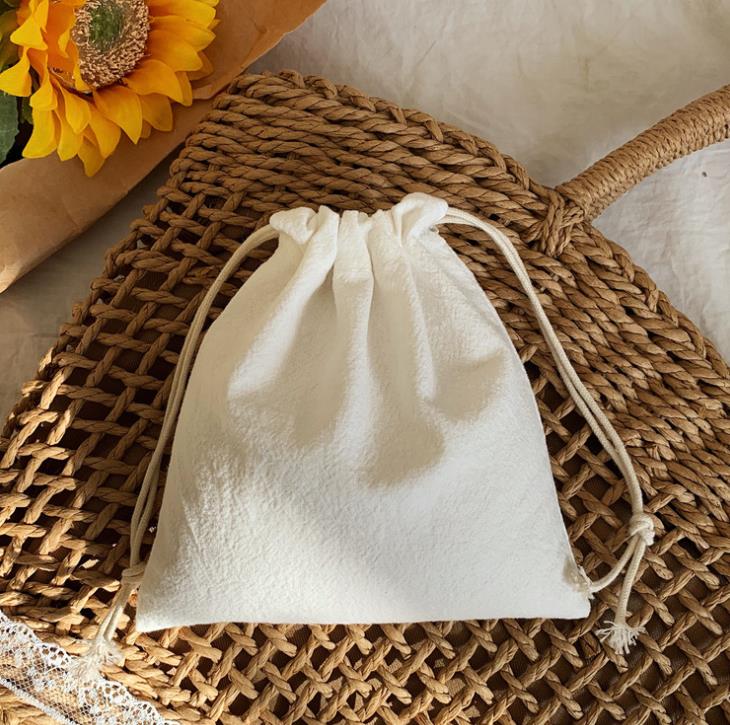 Lattice Cotton Fabric Floral Drawstring Storage Pouch Packaging Coin Purse Lipstick Jewelry Organizer Christmas Bag: MULTI
