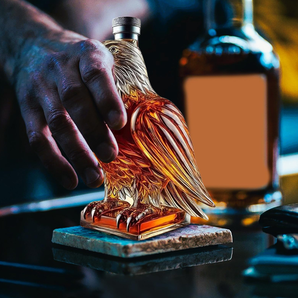 Funny Whiskey Eagle Bottle Whiskey Decanter Unique Whiskey Eagle Glass Decanter Funny Whiskey Bottle for Men Home Bar Decor