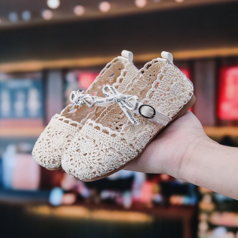 Borduurstof meisjesschoenen bloemen feestschoenen voor baby prinsessenschoenen voor kinderen kinderen platte schoenen nette schoenen witte sandalen
