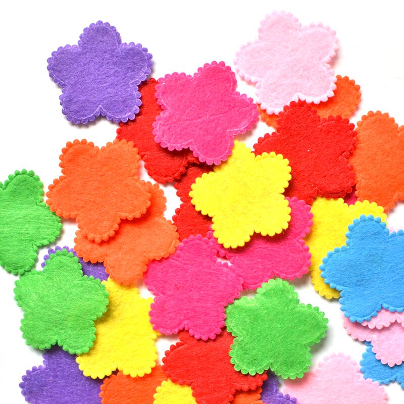 50 STKS Gemengde Bloem Stof Patches 32mm Vilt Applicaties Ambachten Wedding DIY Scrapbooking K12