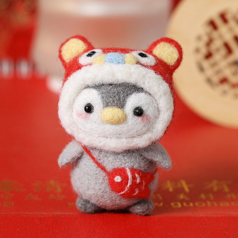 Unfinished Felt Kit 2021 New Christmas New Year Penguin Wool Needle Felt Kit Diy Material Bag Handmade Doll Package Toy: C