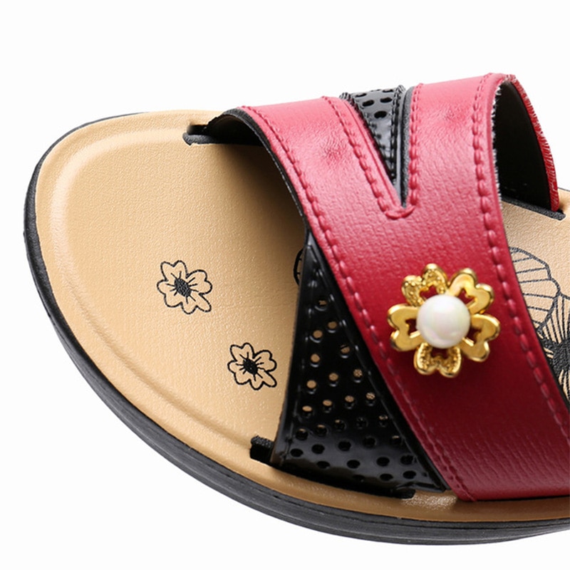 Women's Flats Sandals PU Leather Classic Hook Loop Shoes Woman Non Slip Soft Comfortable Ladies Sandals Summer Mother Footwear
