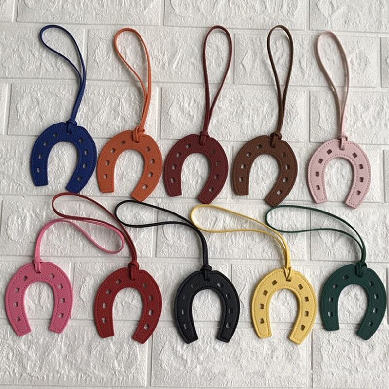 1 stk pu læder hestehov hestesko nøglering håndtaske nøgleringe nøglering holder charm taske pung tilbehør til kvinder og piger