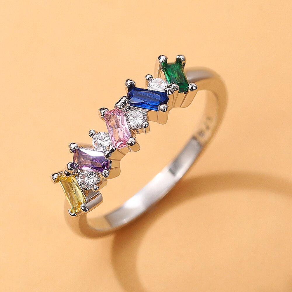 Huitan anelli colorati in zirconi cubici per le donne moda fidanzamento accessori da sposa colore argento anello di nuova concezione gioielli: 10