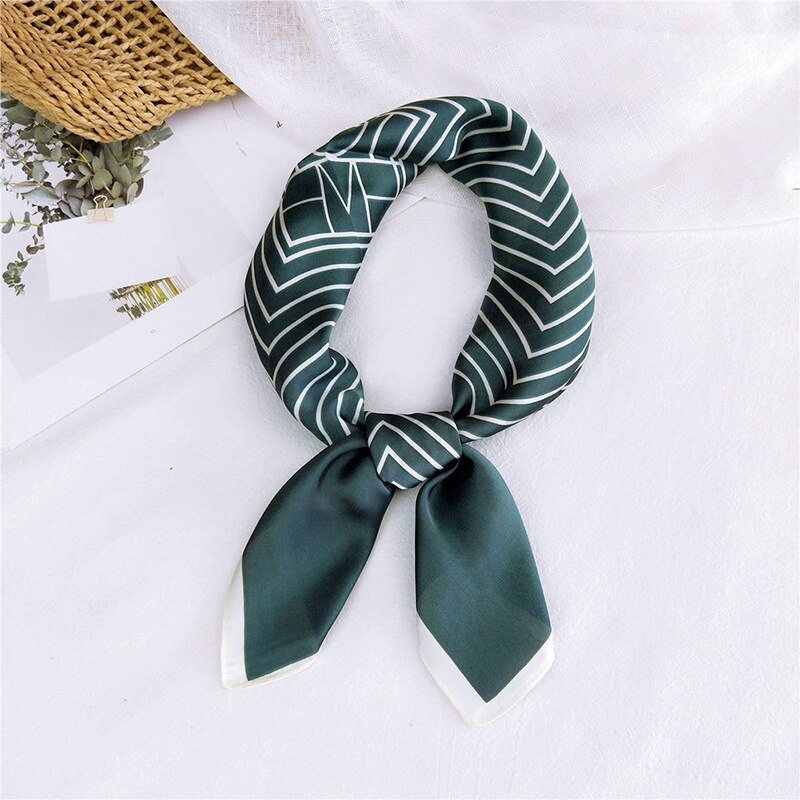Vintage stribet lille silketørklæde koreansk stil firkantede tørklæder hals tyndt hår tørklæde blødt lommetørklæde hårbånd dekorativt: Grøn