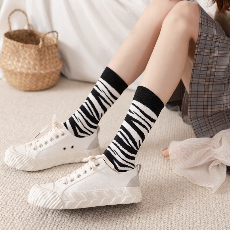 Cute striped socks funny cow print cartoon casual socks cute animals chaussettes kawaii happy deodorant socks