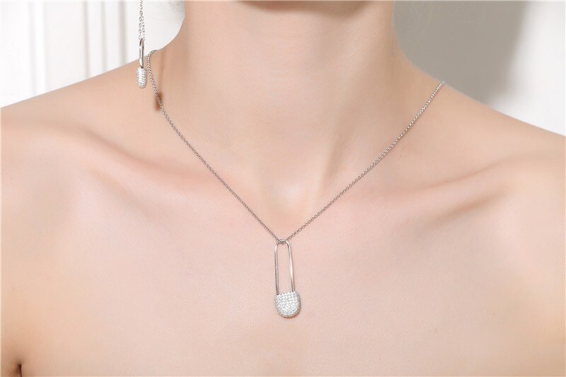 Ketting met 925 sterling zilveren paperclips en pins, merk monaco, roségoud,  s925 statement hangers en sieraden.