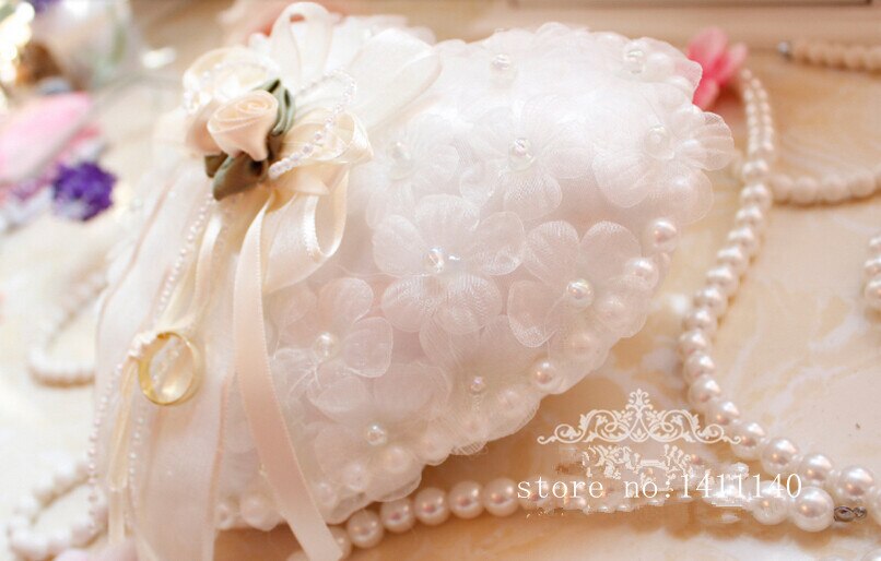 Vigselring kudde, vit ring kudde spets kristall ros vigsel hjärta ring box ring hållare