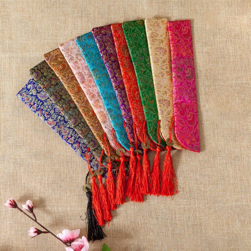Zijden opvouwbare chinese handwaaiertas met kwastje, stofdichte houder, beschermhoes, hoes, retrostijl 667b