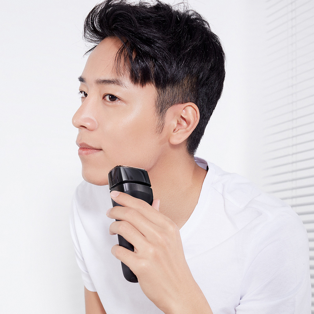 Smate Electric Shaver Men Razor Reciprocating 4 Blade Electric i-Shaver 3 Minute Fast Charge Dry/Wet Waterproof