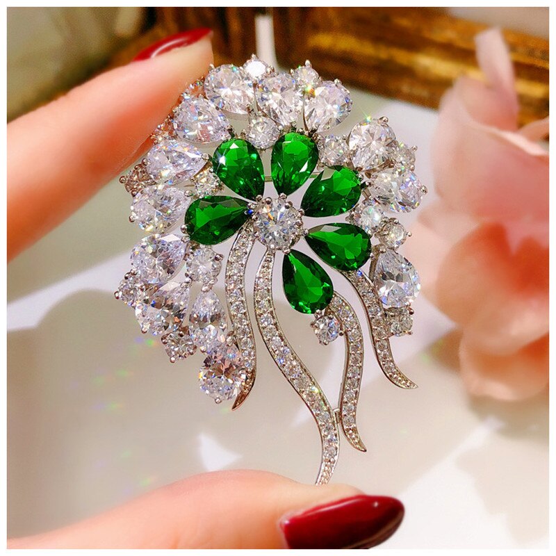 Brocher til kvinder luksus palads smaragd cubic zirconia corsage temperament brude bryllupsnål tilbehør fine smykker: 001