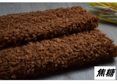 Schapenwol met krullen, geweven imitatiebont, geitenhaar, flanellen bontstof, pluche stof, poppenachtergrondstof, tapijtstof: I