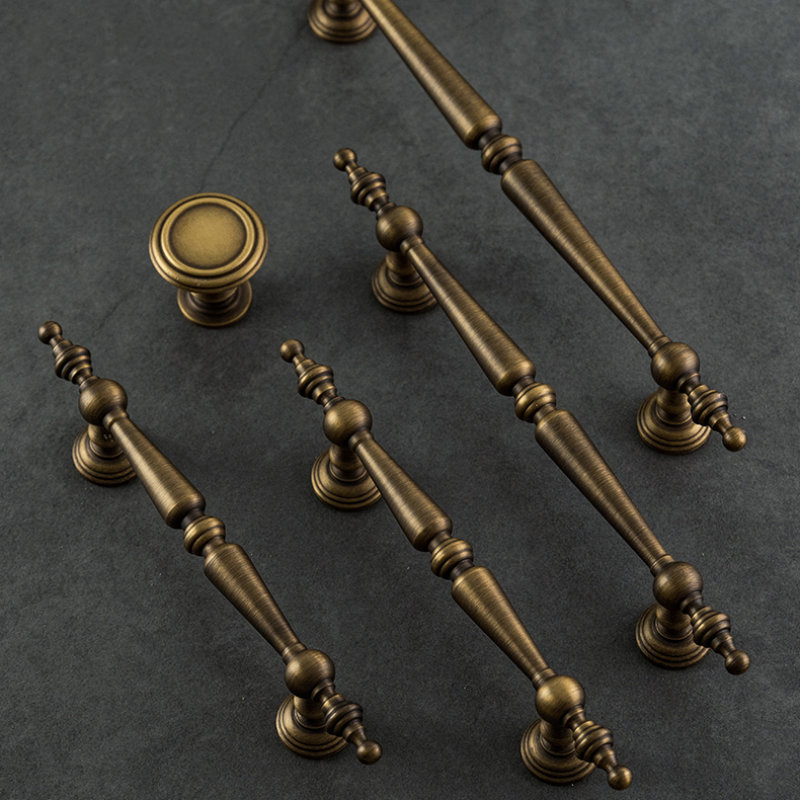 Perillas y tiradores de armario de cocina simples de bronce Vintage, tiradores de cajón, perillas de dormitorio, barra en T de latón, tirador de armario