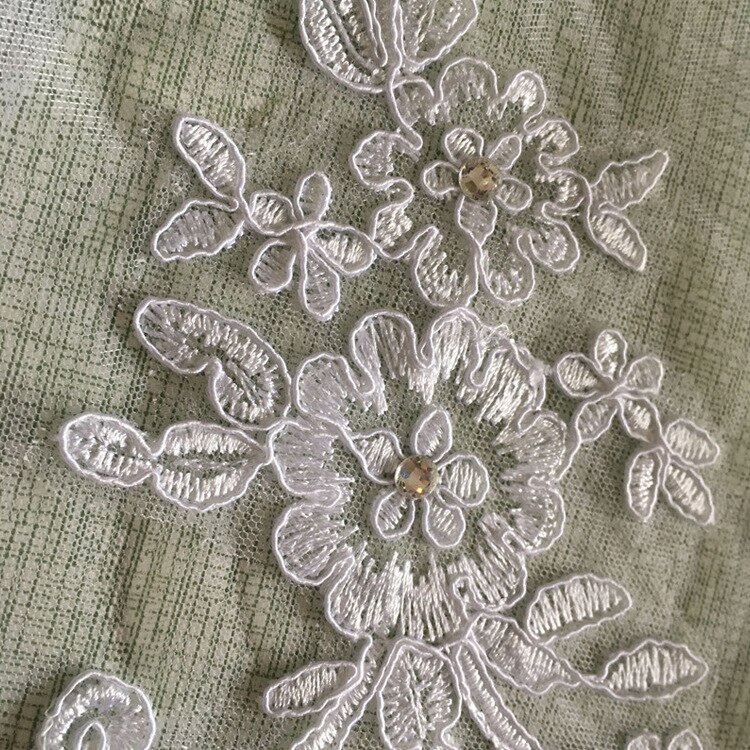 1t vita elfenben spetsapplikationer strass brudslöja med kam bröllop kvinnor hårband ett lager blommigt broderi
