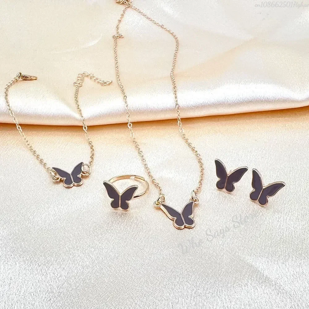 Ensembles de bijoux papillon en cristal acrylique, Bracelet romantique, bague, collier, boucles d'oreilles, accessoires pour robe de dîner de mariage pour femmes: PLAQUÉ ARGENT