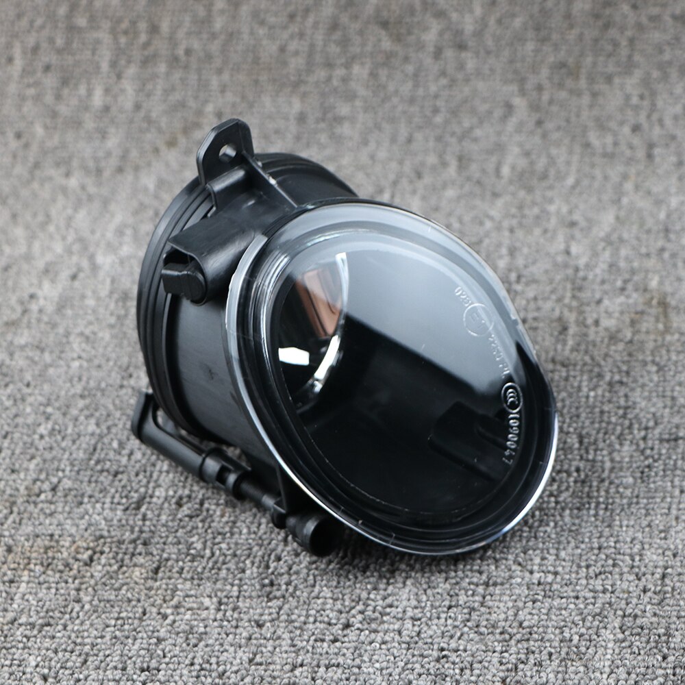 30764931 Front Bumper Fog Lamp Right Side Fog Light Without Bulb For VOLVO S40 V50: 30764931 Right
