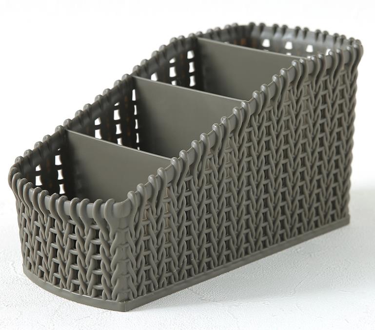 Home Makeup Organizer Basket Lipstick Stand Holder Cosmetic Storage Container Plastic Make up Box Desktop Bathroom Organizador: Chocolate