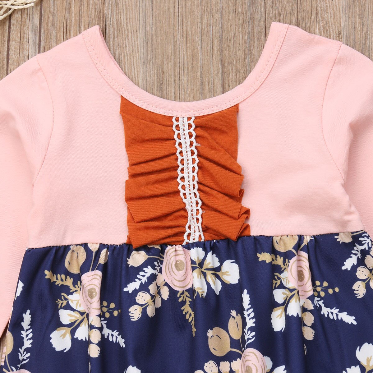 2018 marca nuovo infante Capretti Del bambino Delle Ragazze Dei Ragazzi di Autunno Del Pagliaccetto + fascia Del Fiore di Stampa A Maniche Lunghe in Cotone Tuta 2pz increspato Salopette Corta