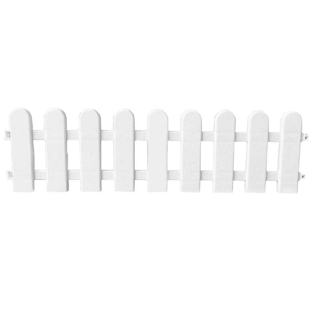 White Plastic Gardening Christmas Decorative Fence Beautiful Plastic Fence Flower Pots Christmas Tree Fence Countryside