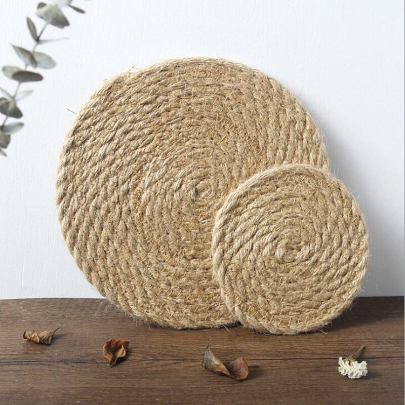 Neue Heiße Rattan Tischsets Stroh Tasse Untersetzer Esstisch matt Wärmedämmung Topf Halfter Weide Trinken Untersetzer Küche Zubehör