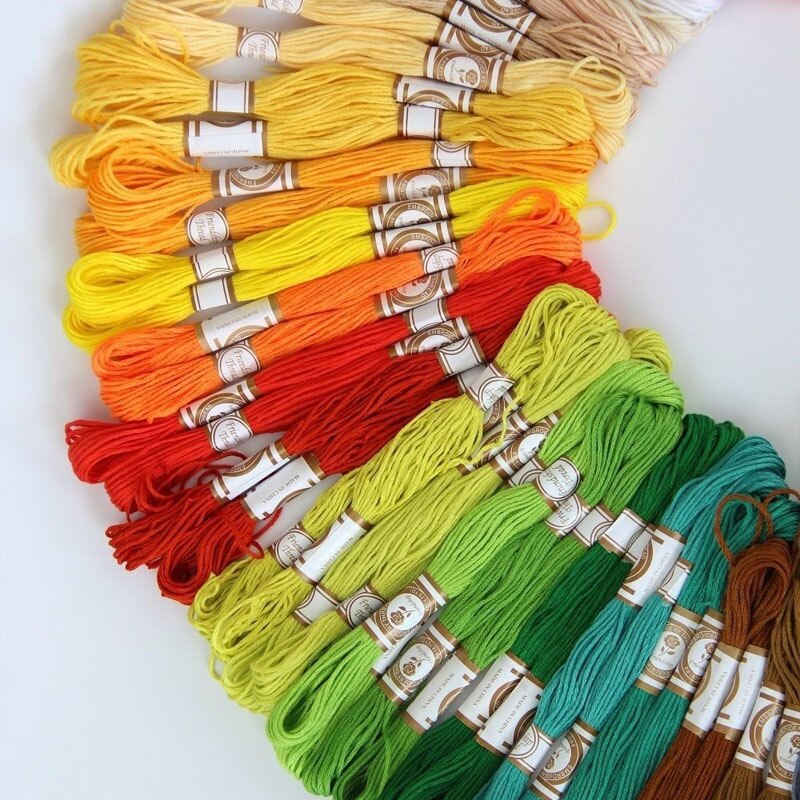 50/100 pcs Random Color embroidery DIY Silk Line Branch Threads Similar Dmc Thread Floss Skein Cross Stitch Thread