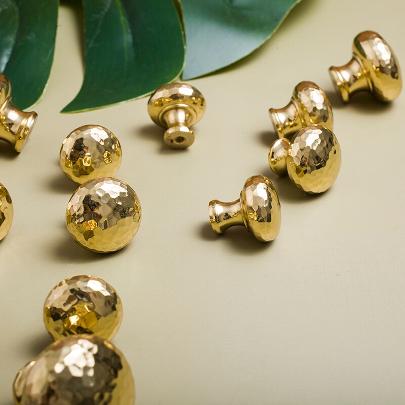 Hand Gehamerd Licht Luxe Paddestoel Messing Handvat Lade Kast Schoen Kastdeur Ronde Goud Enkel Gat Kleine Handvat