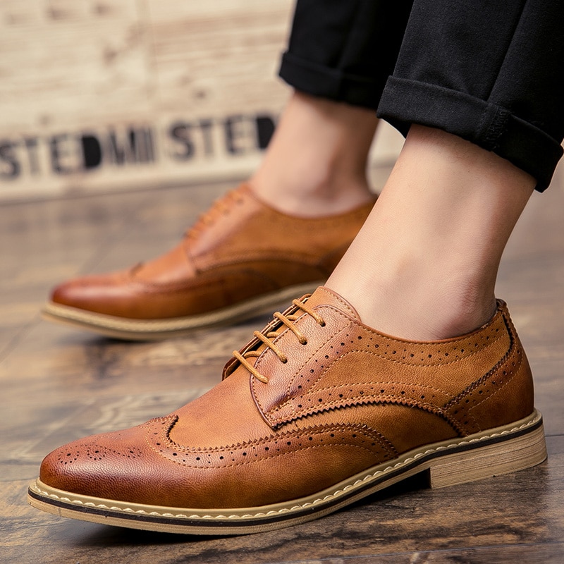 Luxe Lederen Brogue Heren Flats Schoenen Casual Britse Stijl Mannen Oxfords Brand Jurk Schoenen Voor Mannen