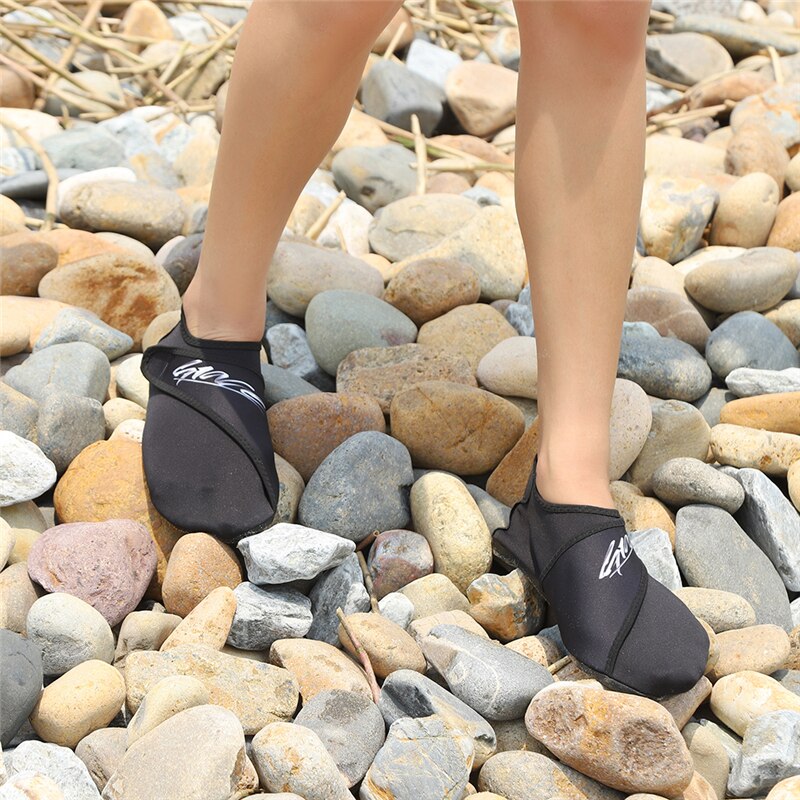 Zapatos acuáticos transpirables para hombre, zapatos de playa de mujer, sandalias de mar de Río, natación, calcetines de buceo