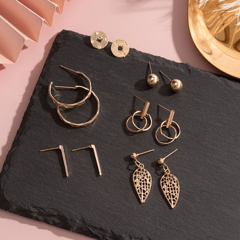 Women's Earrings Set Pearl Stud Earrings For Women Bohemian Geometric Small Crystal Heart Earrings Punk Jewelry