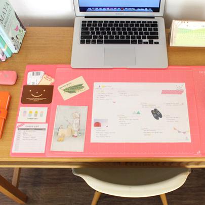 Korea kawaii slik farve kontormåtte multifunktionel ugeplanlægger arrangør skrivebordsbord opbevaring memomåtte læringsunderlag: Kirsebærrosa
