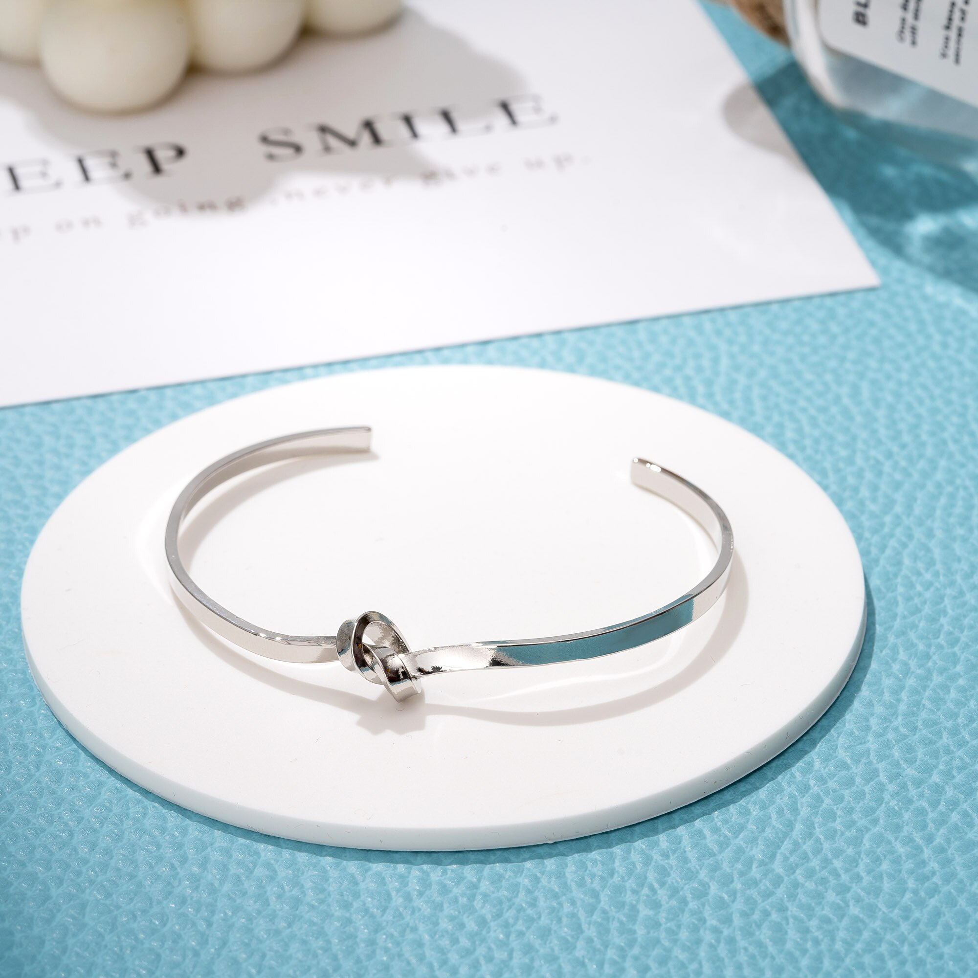 Liefdesknoop armband van goud, zilver, roestvrij staal, verstelbare manchet armbanden voor vrouwen en meisjes