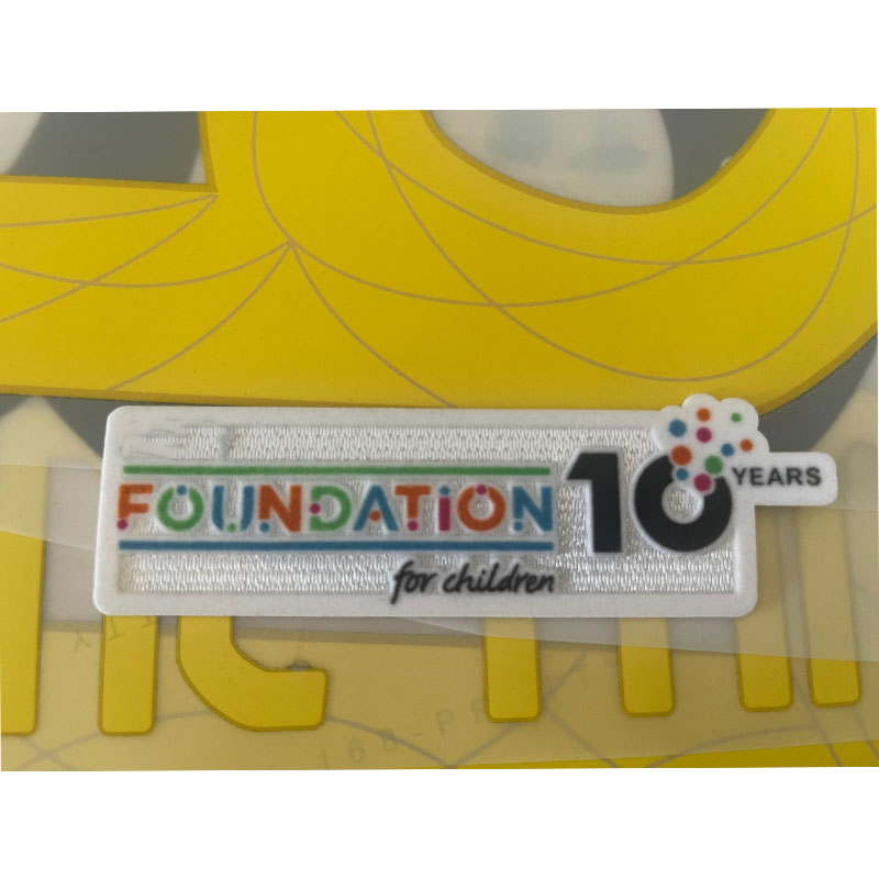 Naszywki Odporne na zużycie piłki sportowe Naprasowanka robić naszywki na koszulkę piłkarską Najwyższa jakość: Brązowy