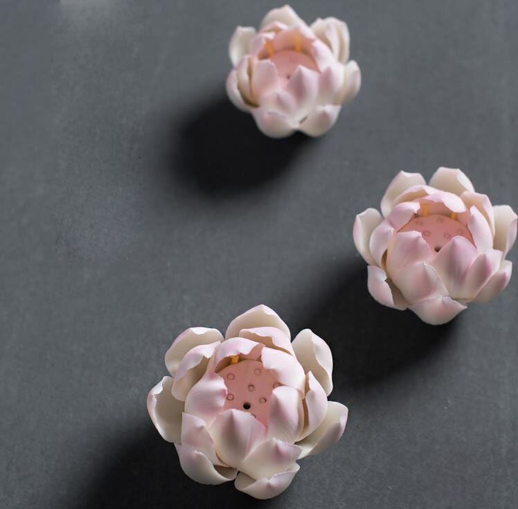 handwork ceramics Lotus Handmade ceramic flower tea Tea pet Home decoration