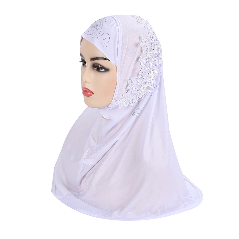 H027 Hermosas chicas adolescentes hijab musulmán con encaje y piedras bufanda islámica chal pañuelo sombrero armia tirar en envoltura de Ramadán: Negro