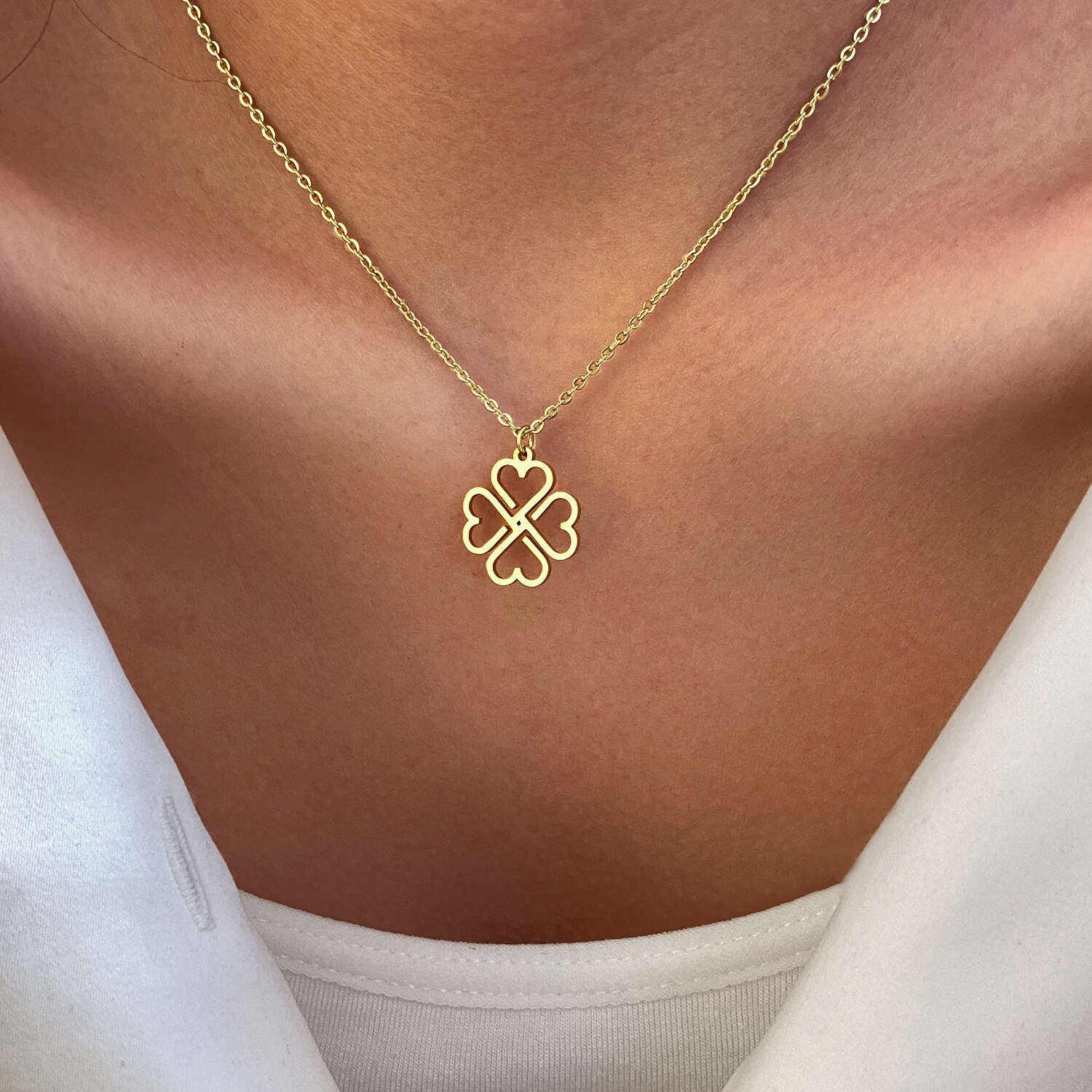 Ala kondre ketting XL (zonder vlag) online kopen? - Sieraden uit Su Ala kondre ketting XL (zonder vlag) online kopen? - Sieraden uit Su