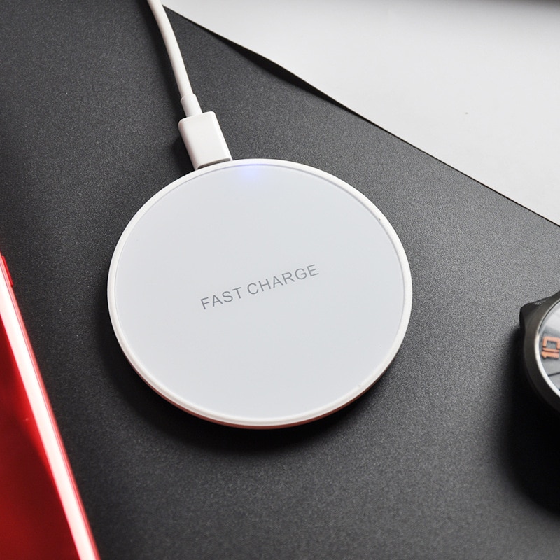 Stazione di Ricarica Wireless Dock Pad per Apple AirPods 2/3 - Carica Rapida Pad da Scrivania Micro USB