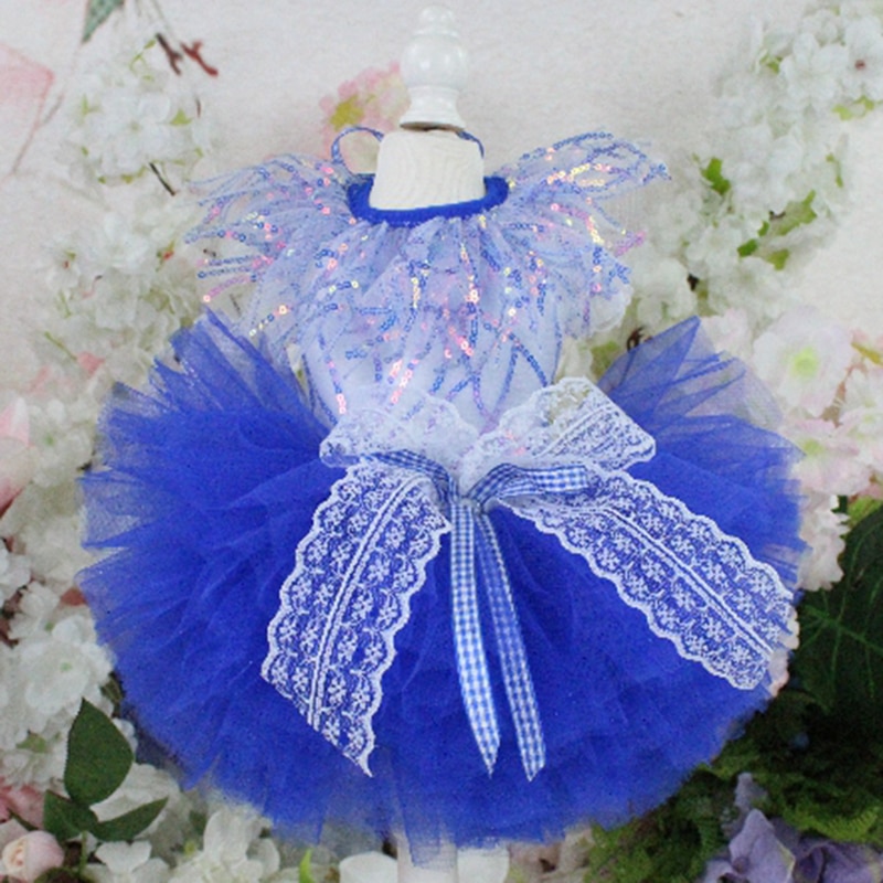 Vestido de perro hecho a mano con lentejuelas de cachorro azul, ropa de hilo multicapa, tutú de princesa, vestido de boda para perros pequeños, foto artística de Chihuahua