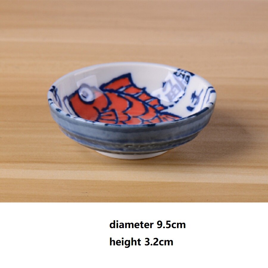 1 pc japansk skålplade keramisk skål underglasur fiskemønstret udsøgt husstand lavet i japan: Diameter 9.5cm