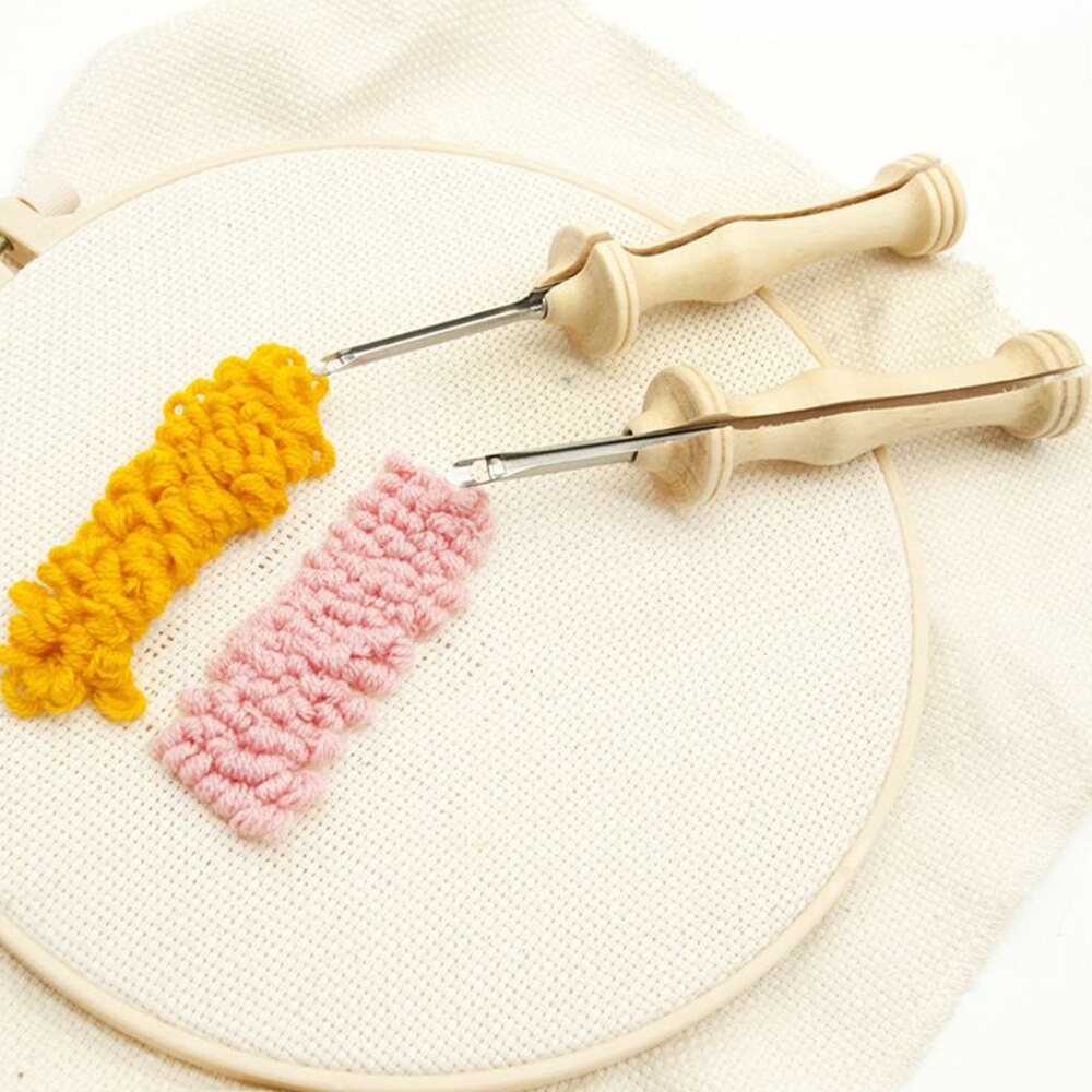 Poinçon de broderie en tricot, 2 tailles, aiguille, fente latérale, accessoires de couture, poignée en bois, outil de tissage, 1 pièce