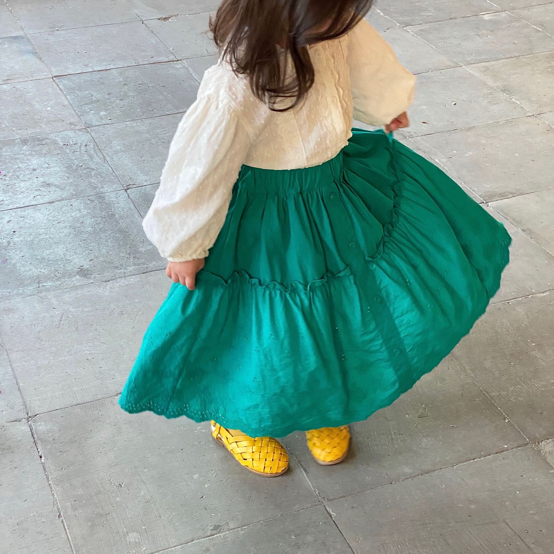 Ropa coreana para niños, novedad de primavera 2022, falda larga de encaje verde para niñas, falda de princesa coreana