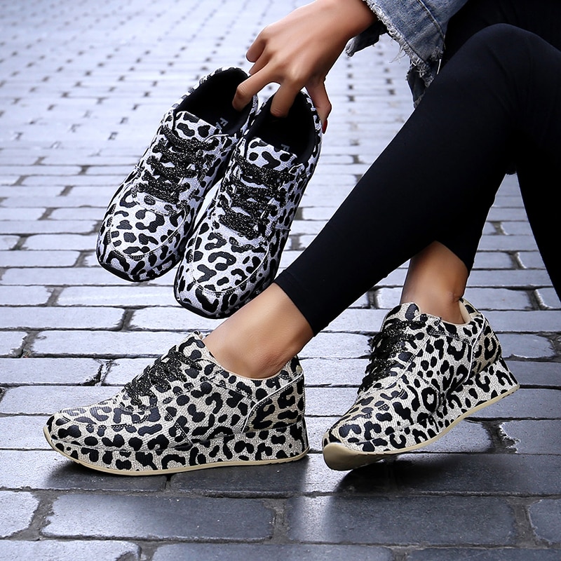 Leopard damskor 6cm tjockare höjd sula kvinna skor temperament vilda sneakers för dam zapatos de mujer