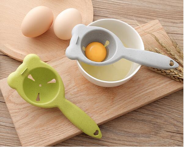 1 PC 17.5x6.5 cm Bonito Plástico da Palha do Trigo Peneirar Home Kitchen Chef Cozinhar Jantar de Gema de Ovo Separador Branco gadget OK 0877