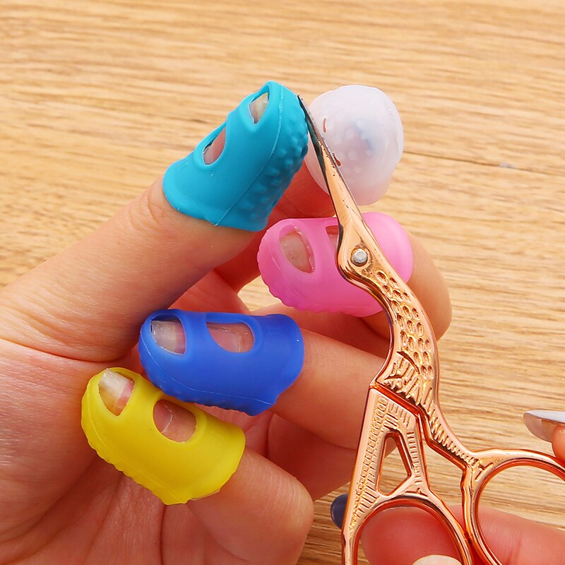 5pcs Random Color Multifunctional Silicone Thimbles Hollowed Out Breathable Protective Finger Sleeve DIY Crafts Sewing Accessory