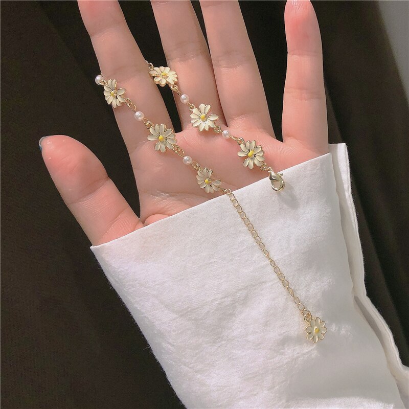 Koreaanse Stijl Lange Daisy Bloem Oorbellen Voor Vrouwen Asymmetrische Delicate Bloem Stijl Oorbel Meisjes Zoete Sieraden: Bruin