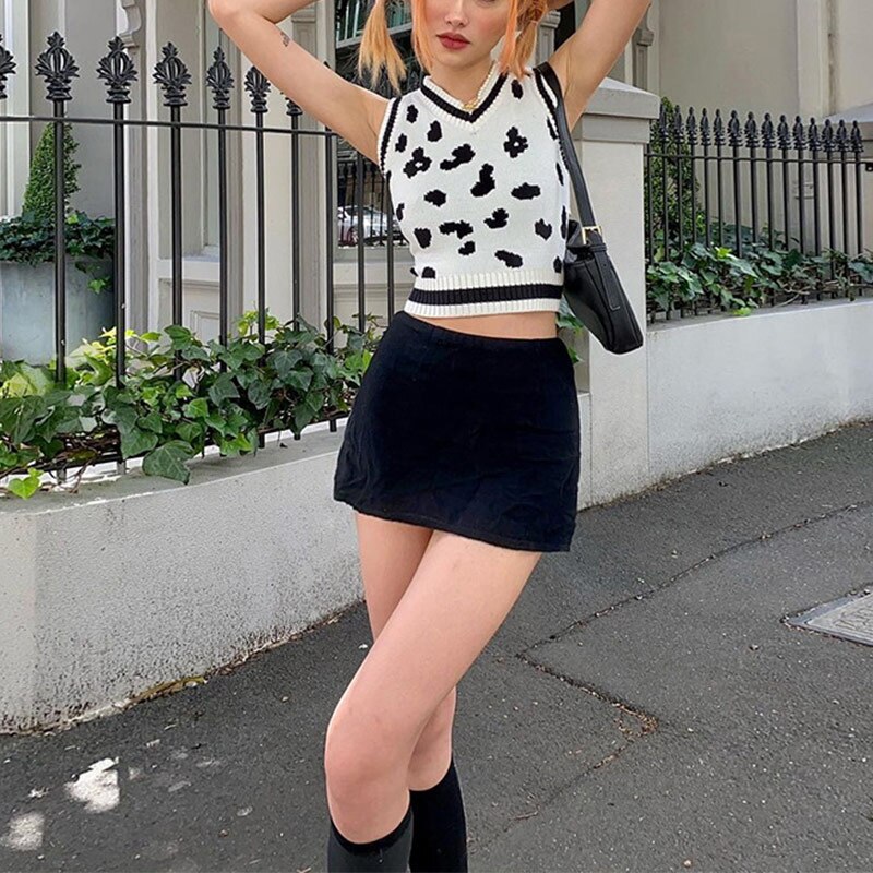 Knitted Sweater Vest Y2K Aesthetics Cow Parttern E-girl Vintage Sleeveless Pullovers Summer Casual Knitwear Women Clothing